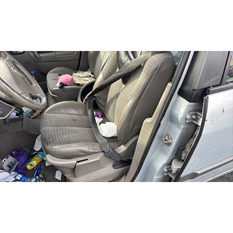 Feu arriere principal droit (feux) RENAULT SCENIC 2 Photo n°19