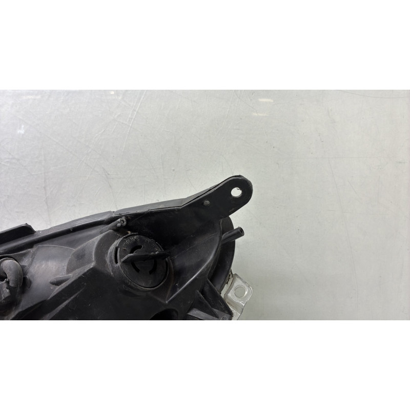 Optique avant principal droit (feux)(phare) OPEL CORSA D Photo n°4