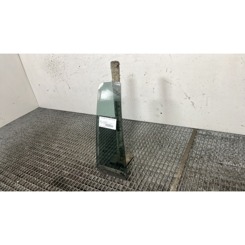 Custode arriere droit (porte) OPEL ZAFIRA B Photo n°2