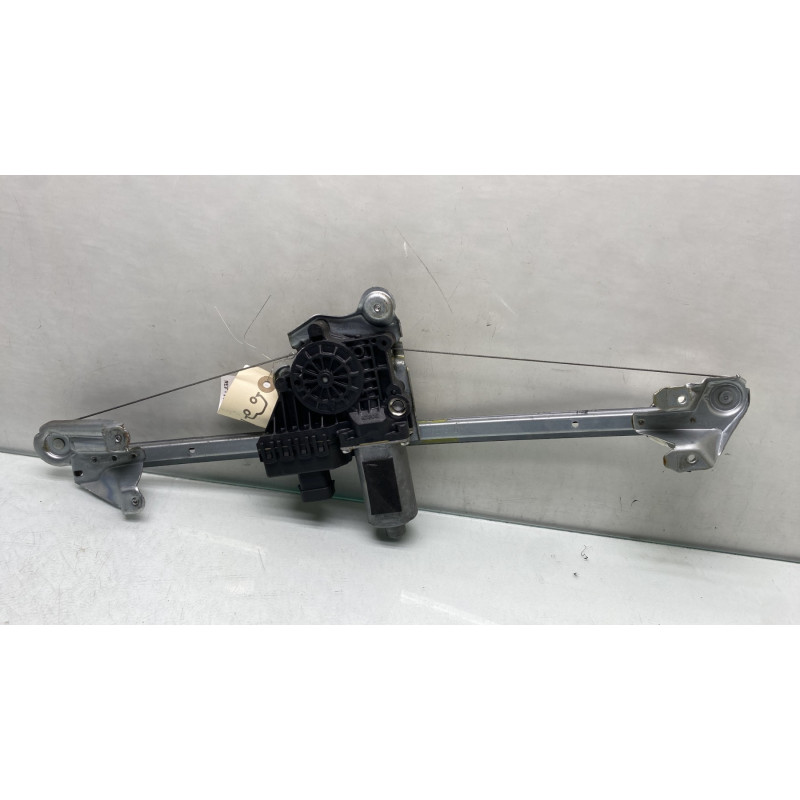Leve vitre electrique arriere droit OPEL ZAFIRA B Photo n°4