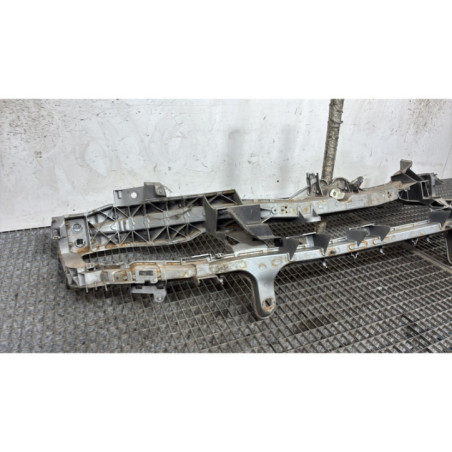 Face avant FORD C-MAX 1