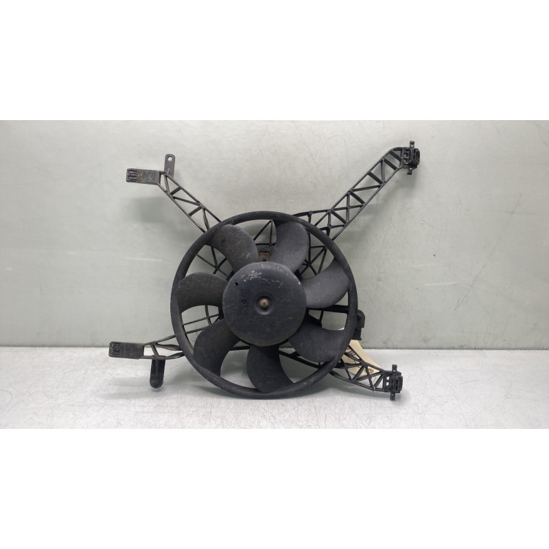 Moto ventilateur radiateur FORD FIESTA 6 Photo n°4