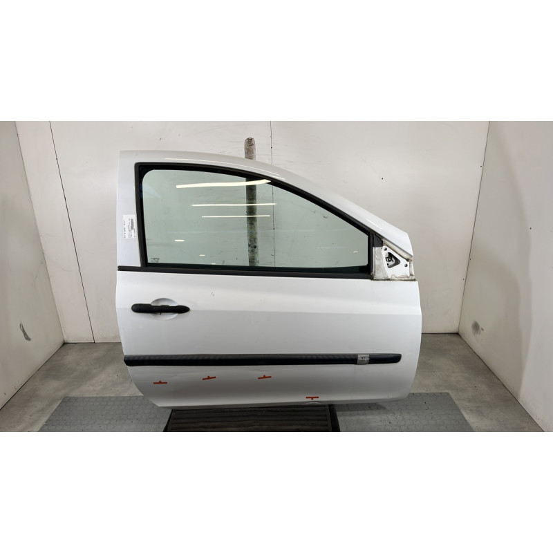 Porte avant droit RENAULT CLIO 3 Photo n°1