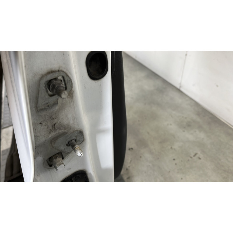 Porte avant droit RENAULT CLIO 3 Photo n°6