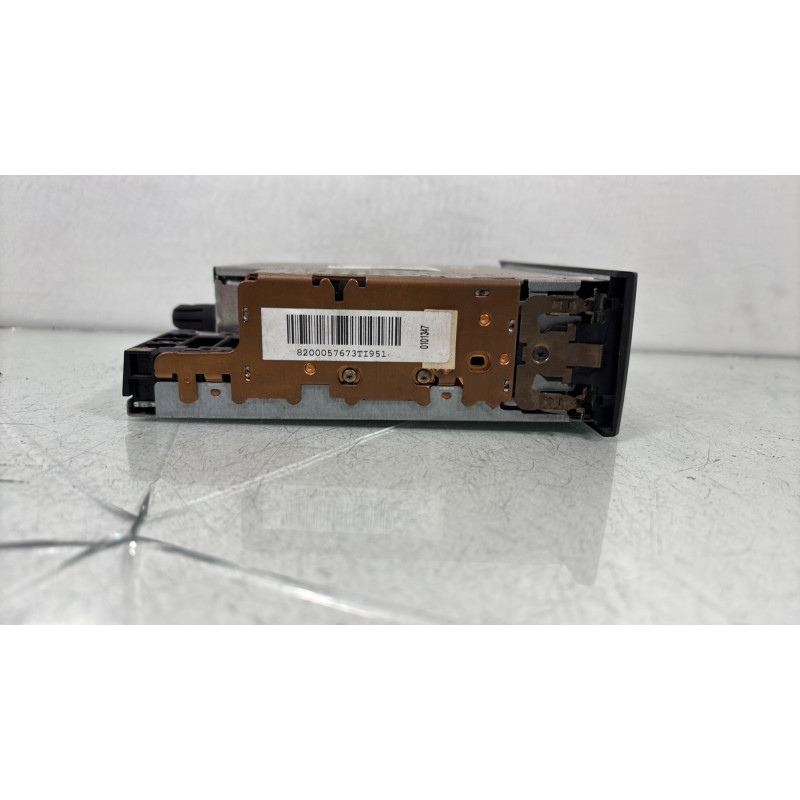 Autoradio d'origine RENAULT CLIO 2 Photo n°2