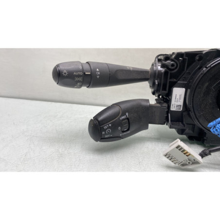 Com (Bloc Contacteur Tournant+Commodo Essuie Glace+Commodo Phare) OPEL VIVARO 3
