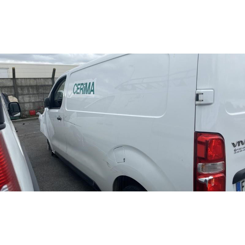 Bloc ABS (freins anti-blocage) OPEL VIVARO 3 Photo n°16