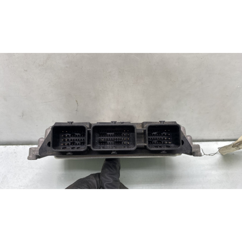 Calculateur moteur CITROEN C4 GRAND PICASSO 1 Photo n°3