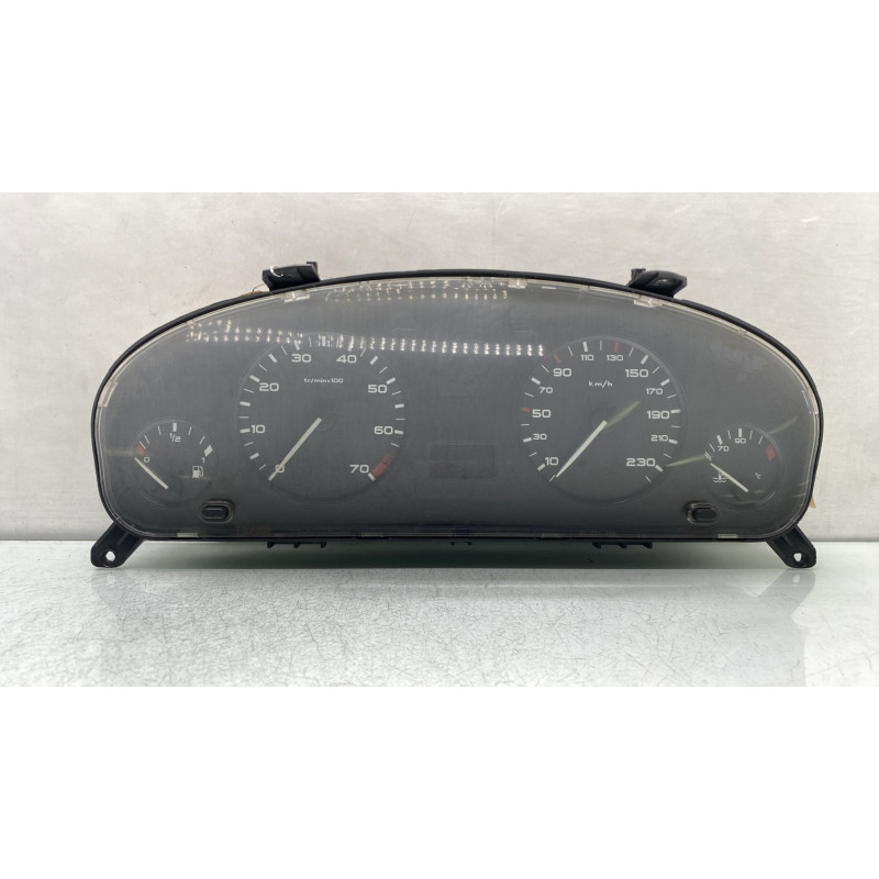 Compteur PEUGEOT 406 Photo n°1
