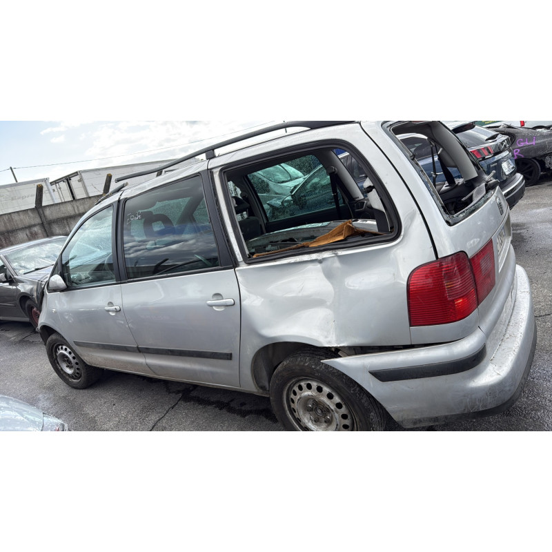 Vitre avant gauche SEAT ALHAMBRA 1 Photo n°12