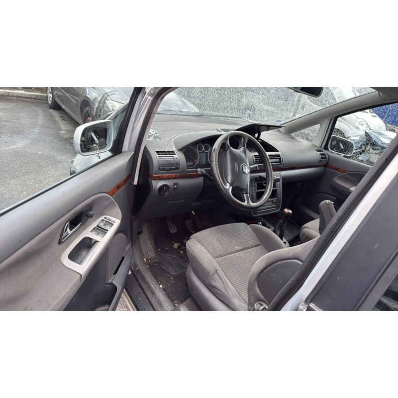 Vitre avant gauche SEAT ALHAMBRA 1 Photo n°17