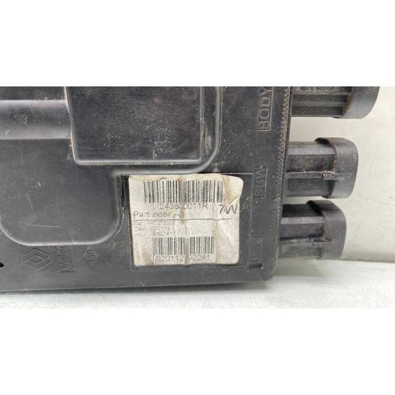 Porte fusible RENAULT MEGANE 3 Photo n°4