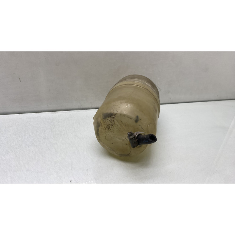 Vase d'expansion PEUGEOT 205 Photo n°3