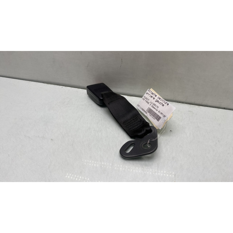 Attache ceinture arriere gauche PEUGEOT 205 Photo n°3