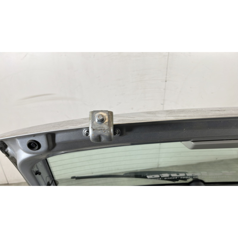 Malle/Hayon arriere VOLKSWAGEN FOX Photo n°6
