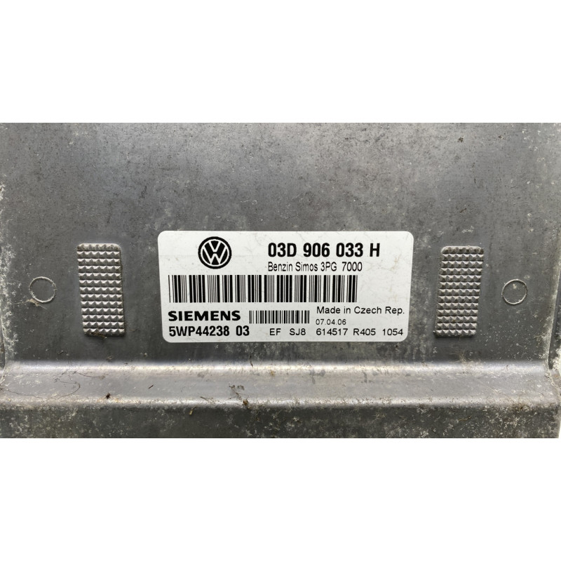 Calculateur moteur VOLKSWAGEN FOX Photo n°2