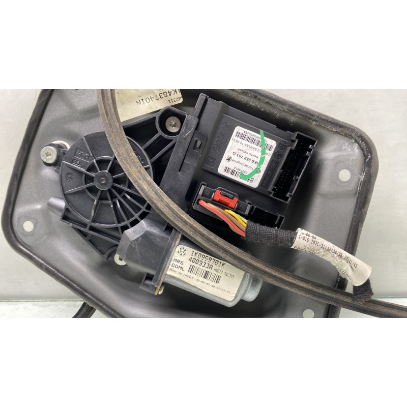Leve vitre electrique avant gauche VOLKSWAGEN GOLF 5 Photo n°5