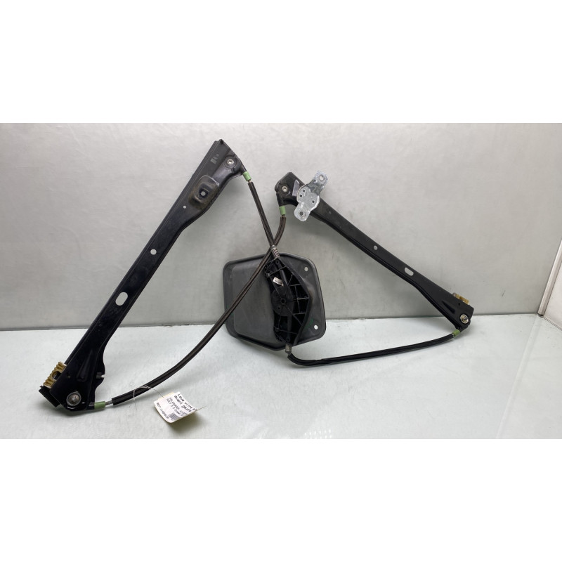 Leve vitre electrique avant gauche VOLKSWAGEN GOLF 5 Photo n°6