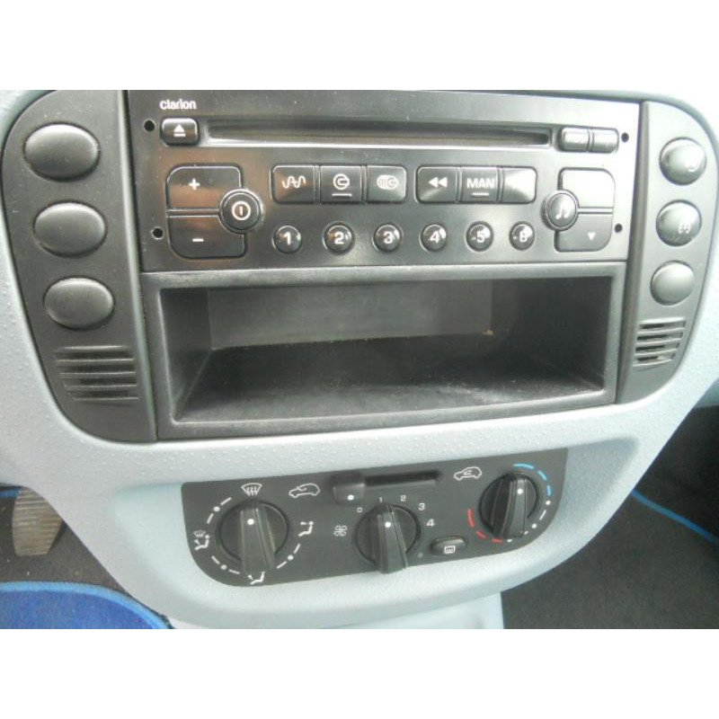 Pare choc avant CITROEN C3 1 Photo n°7