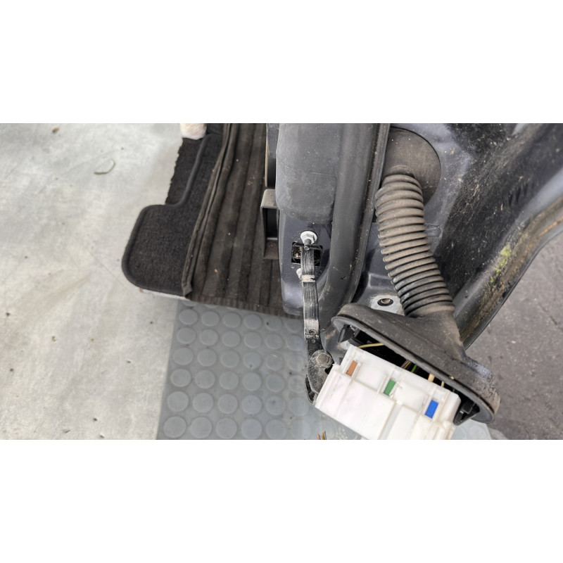 Porte avant gauche FORD FIESTA 6 Photo n°6
