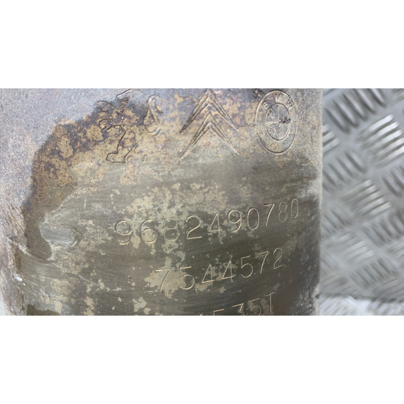 Catalyseur (echappement) PEUGEOT 207 Photo n°4