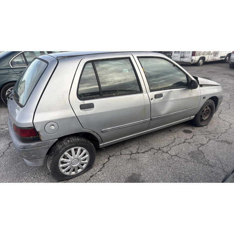 Feu arriere principal droit (feux) RENAULT CLIO 1 Photo n°10