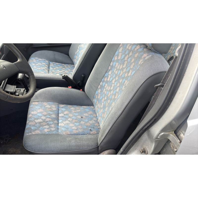 Feu arriere principal droit (feux) RENAULT CLIO 1 Photo n°13
