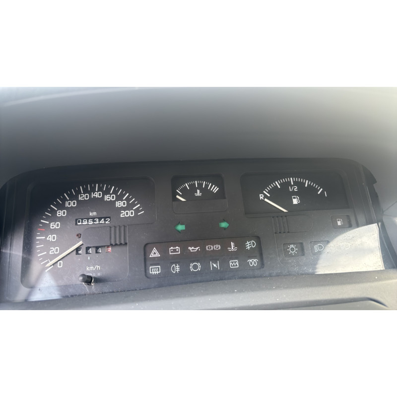 Feu arriere principal droit (feux) RENAULT CLIO 1 Photo n°20