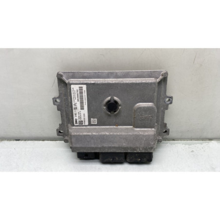 Calculateur moteur PEUGEOT 208 1 Photo n°1