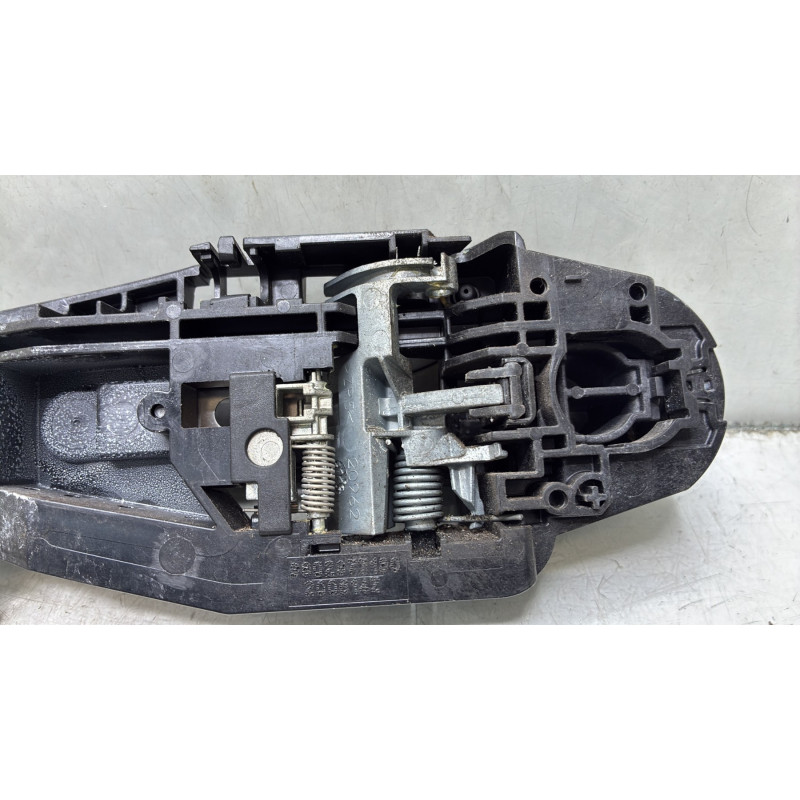 Poignee porte arriere droit PEUGEOT 308 2 Photo n°3