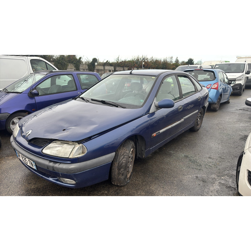 Vitre arriere gauche RENAULT LAGUNA 1 Photo n°3