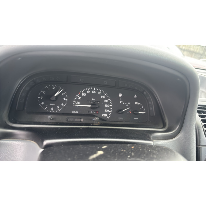 Vitre arriere gauche RENAULT LAGUNA 1 Photo n°17