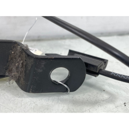 Attache ceinture avant gauche SKODA FABIA 2 Photo n°1