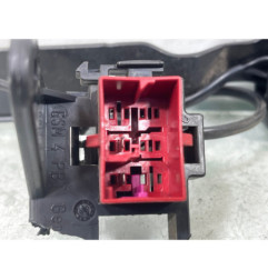 Attache ceinture avant gauche SKODA FABIA 2