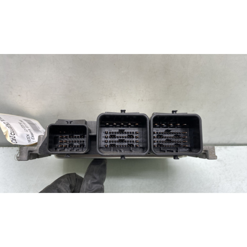 Calculateur moteur CITROEN C4 1 Photo n°3