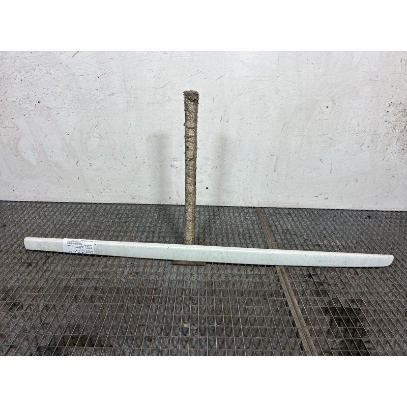 Baguette de porte avant droite RENAULT TWINGO 2 Photo n°3