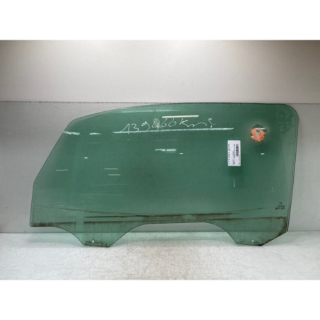 Vitre avant gauche PEUGEOT 1007