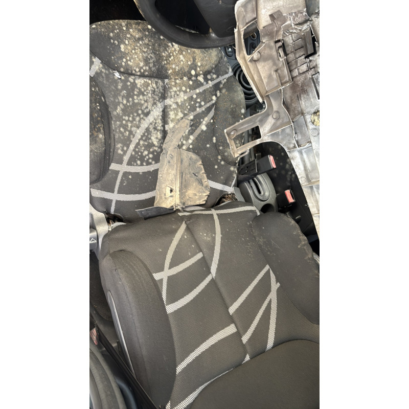 Custode arriere droit CITROEN C2 Photo n°12