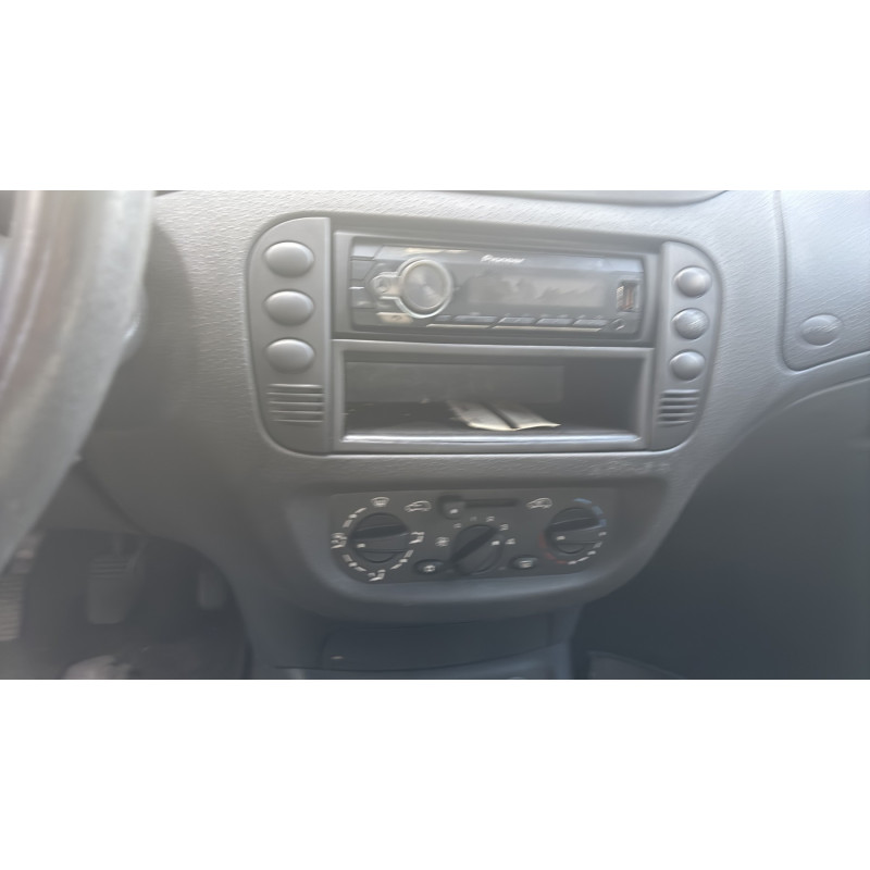 Custode arriere droit CITROEN C2 Photo n°18