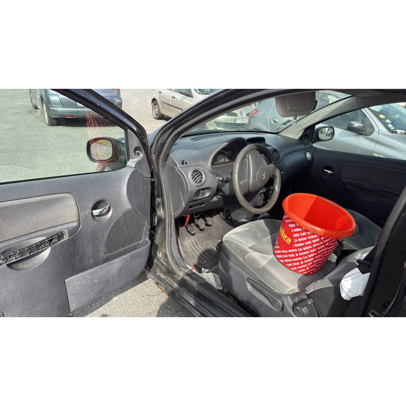 Custode arriere droit CITROEN C2 Photo n°13
