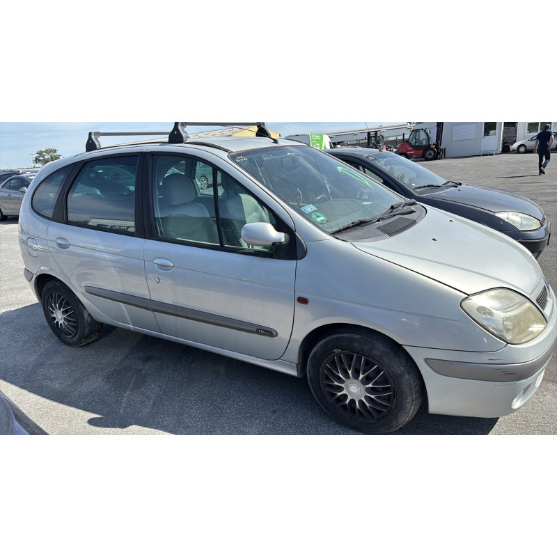 Pedale d'embrayage RENAULT SCENIC 1 Photo n°10