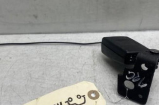 Attache ceinture arriere gauche OPEL CORSA E
