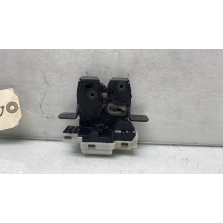 Serrure de coffre RENAULT CLIO 3
