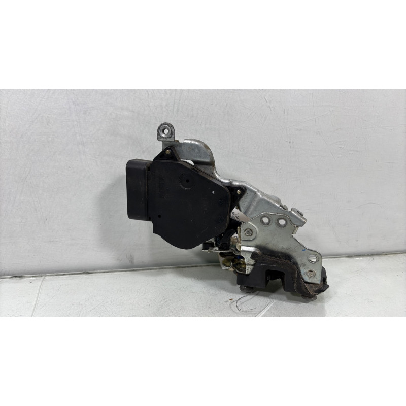 Serrure avant droit TOYOTA RAV4 2 Photo n°2