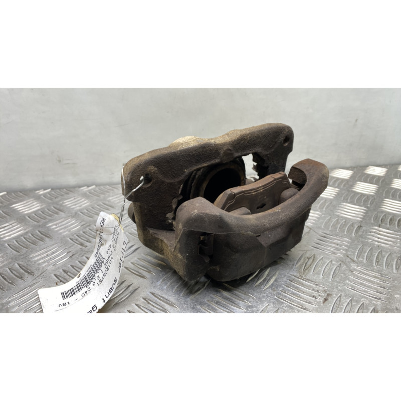 Etrier avant gauche (freinage) TOYOTA RAV4 2 Photo n°1