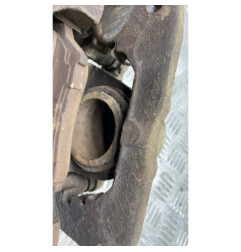 Etrier avant gauche (freinage) TOYOTA RAV4 2