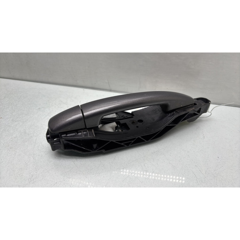 Poignee porte arriere droit PEUGEOT 2008 1 Photo n°2