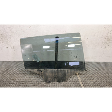 Vitre arriere droit PEUGEOT 2008 1 Photo n°1