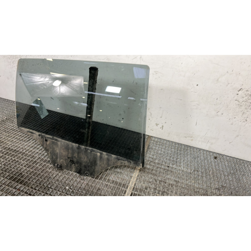 Vitre arriere droit PEUGEOT 2008 1 Photo n°3