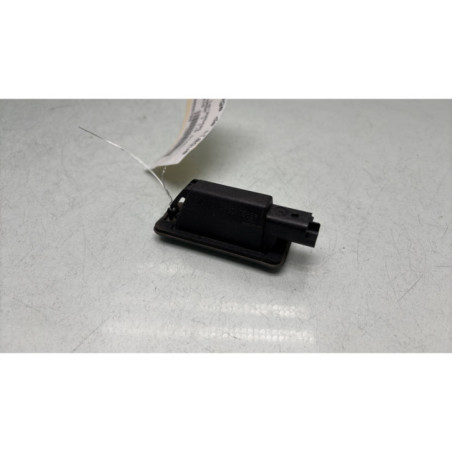 Eclairage de plaque PEUGEOT 2008 1